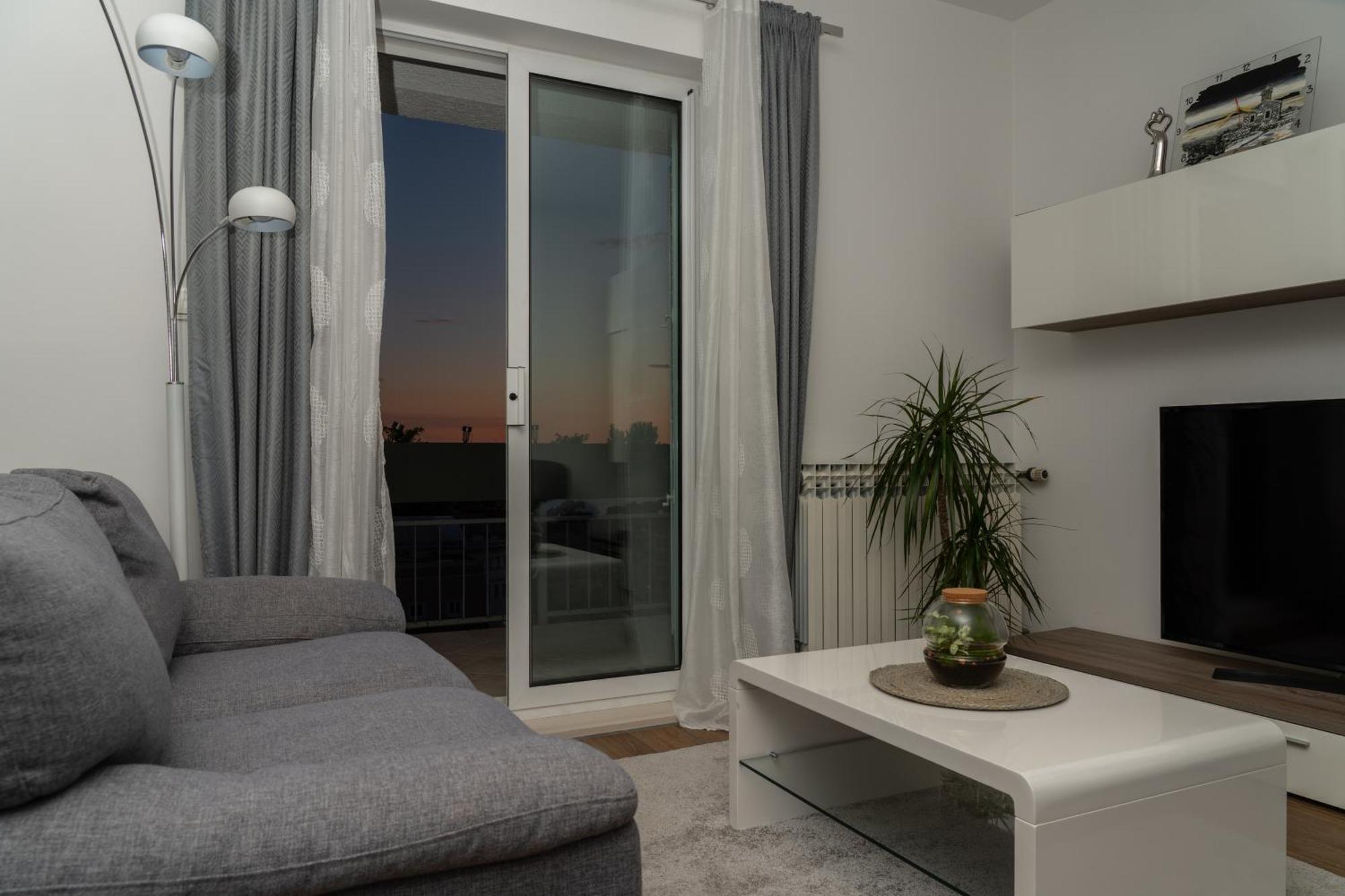 Apartment Ana Makarska Exterior photo